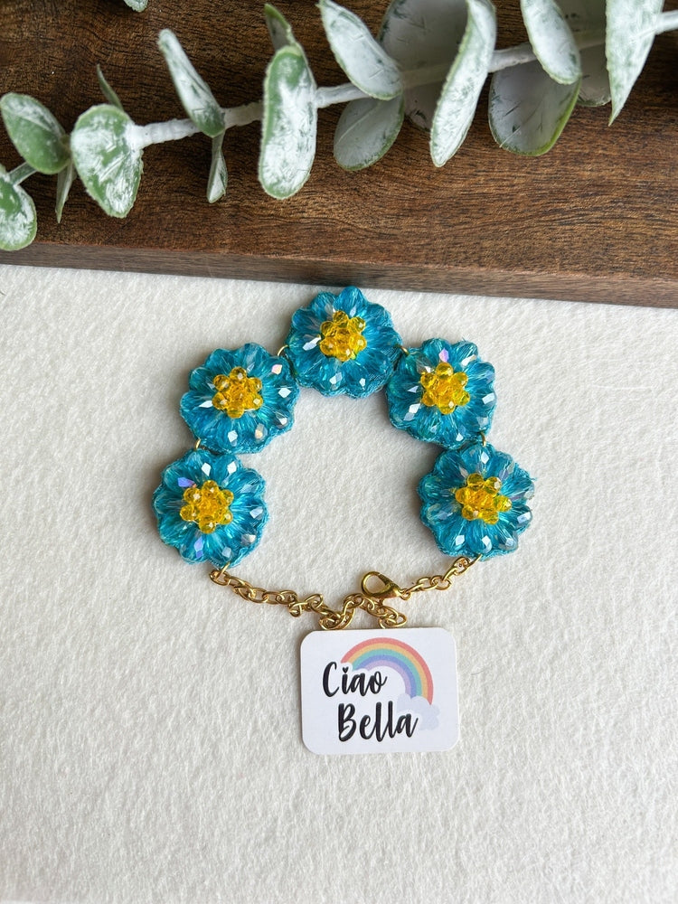 Daisy Dream Blue Handmade Beaded Bracelet
