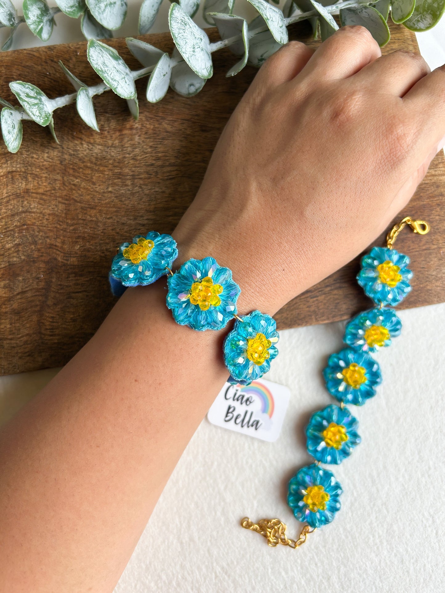 Daisy Dream Blue Handmade Beaded Bracelet