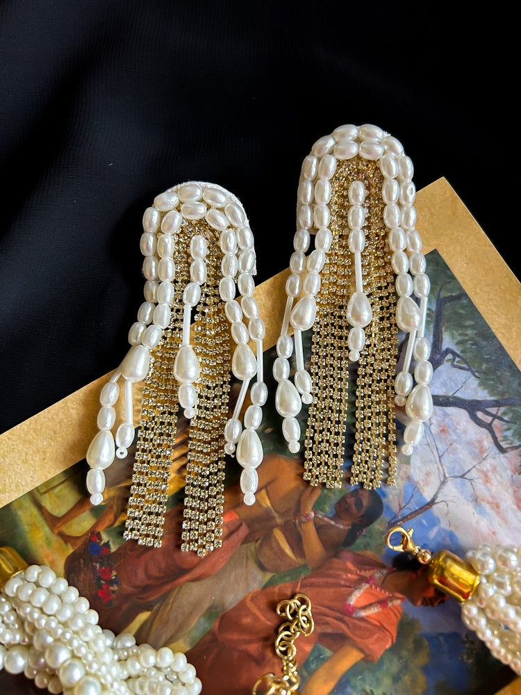 Noor Twisted Pearl Handmade Necklace + Bracelet + Earrings Set