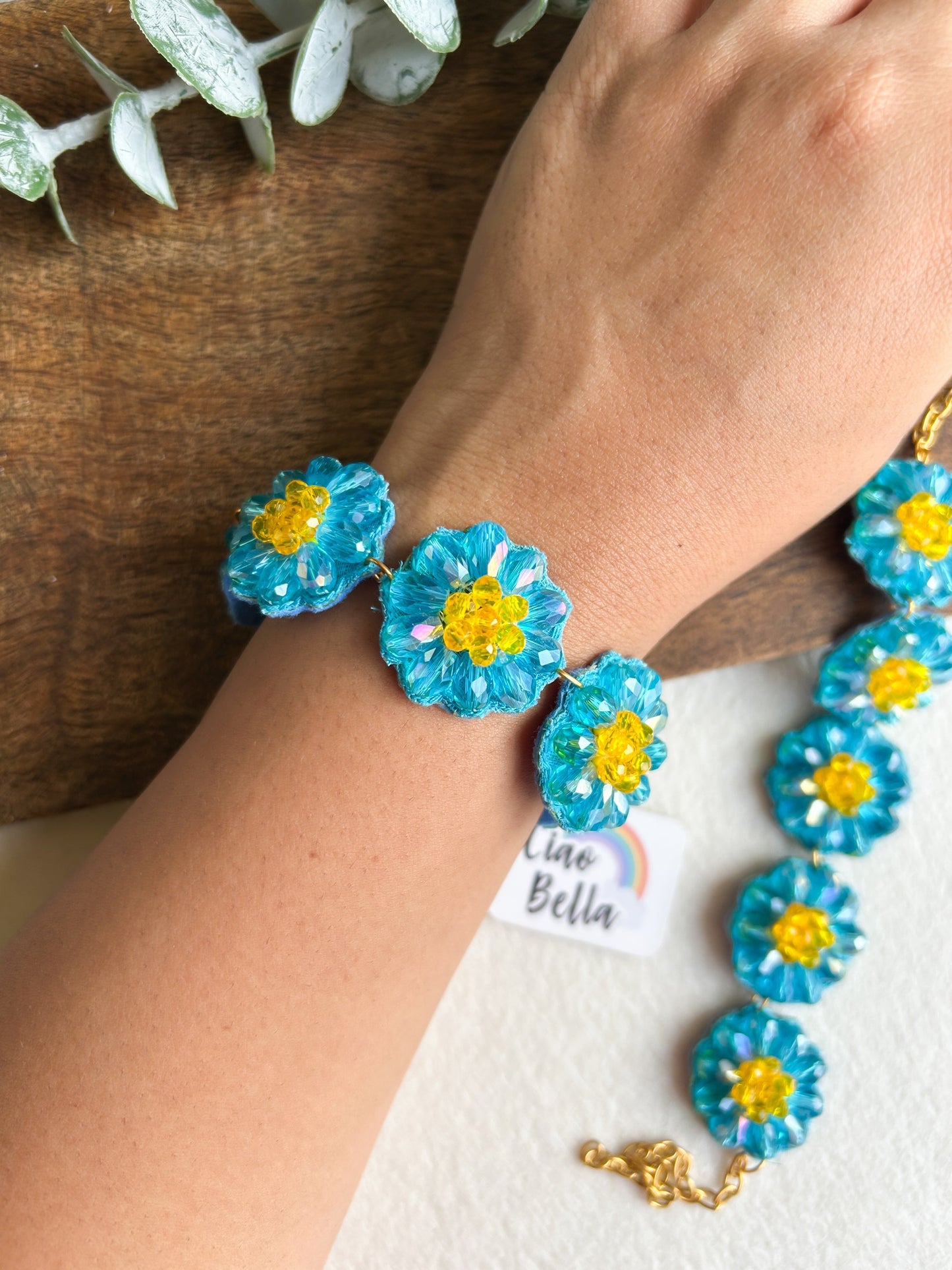 Daisy Dream Blue Handmade Beaded Bracelet