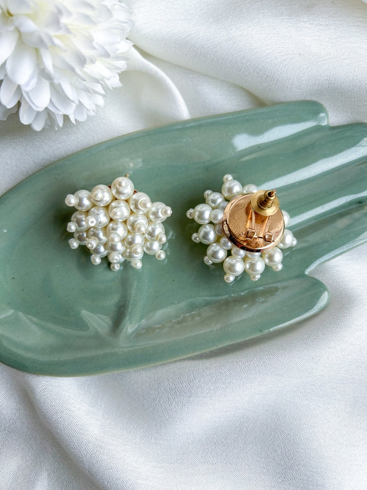 Gul Pearl Stud Handmade Beaded Earrings