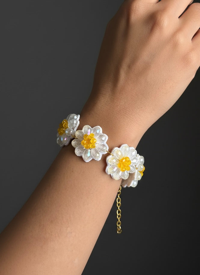 Daisy Dream Handmade Beaded Bracelet