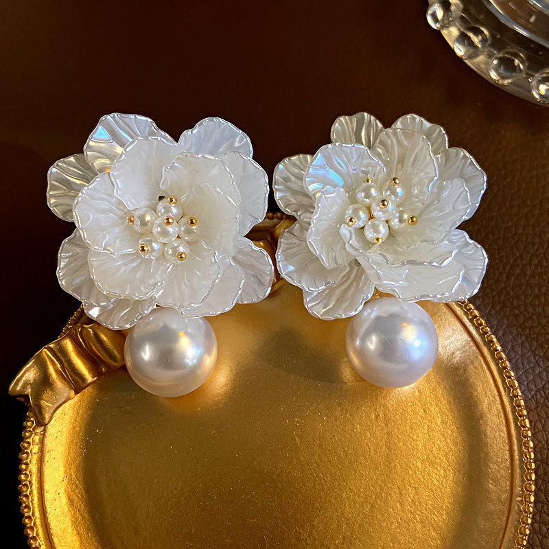 Sweet Pearl Flower Beaded Pearl Drop Earrings