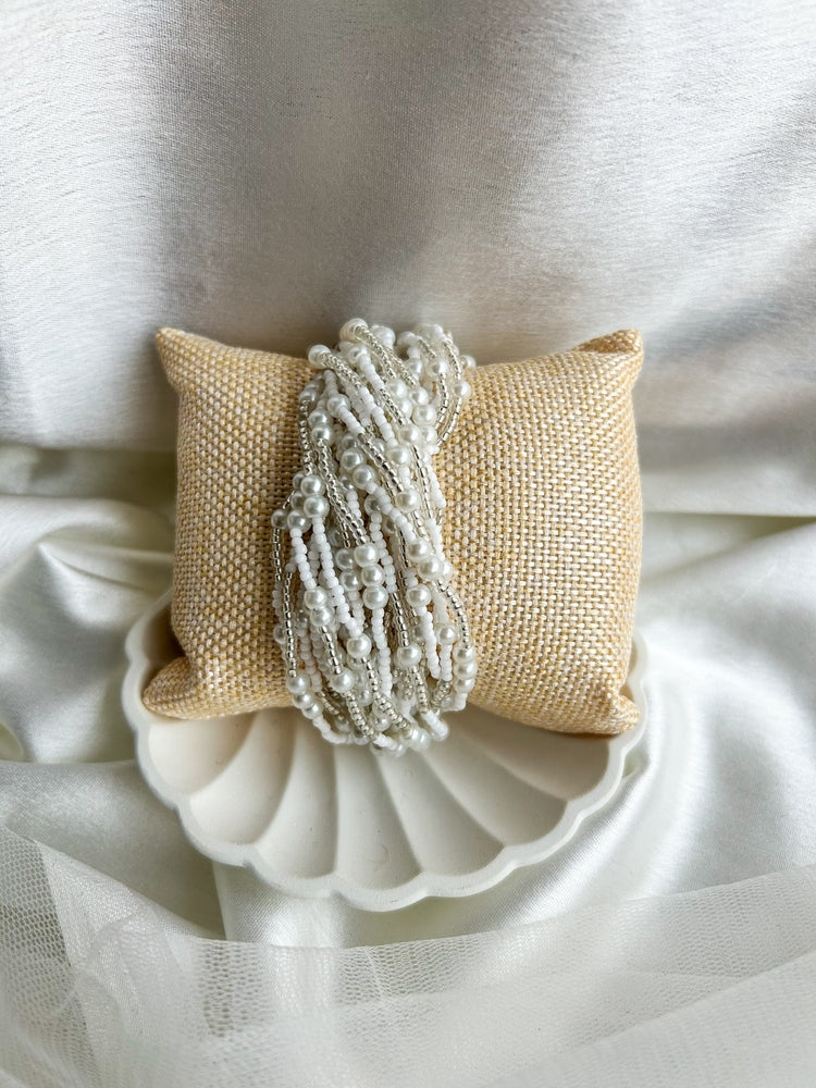 Noorani White Pearl Handmade Beaded Bracelet