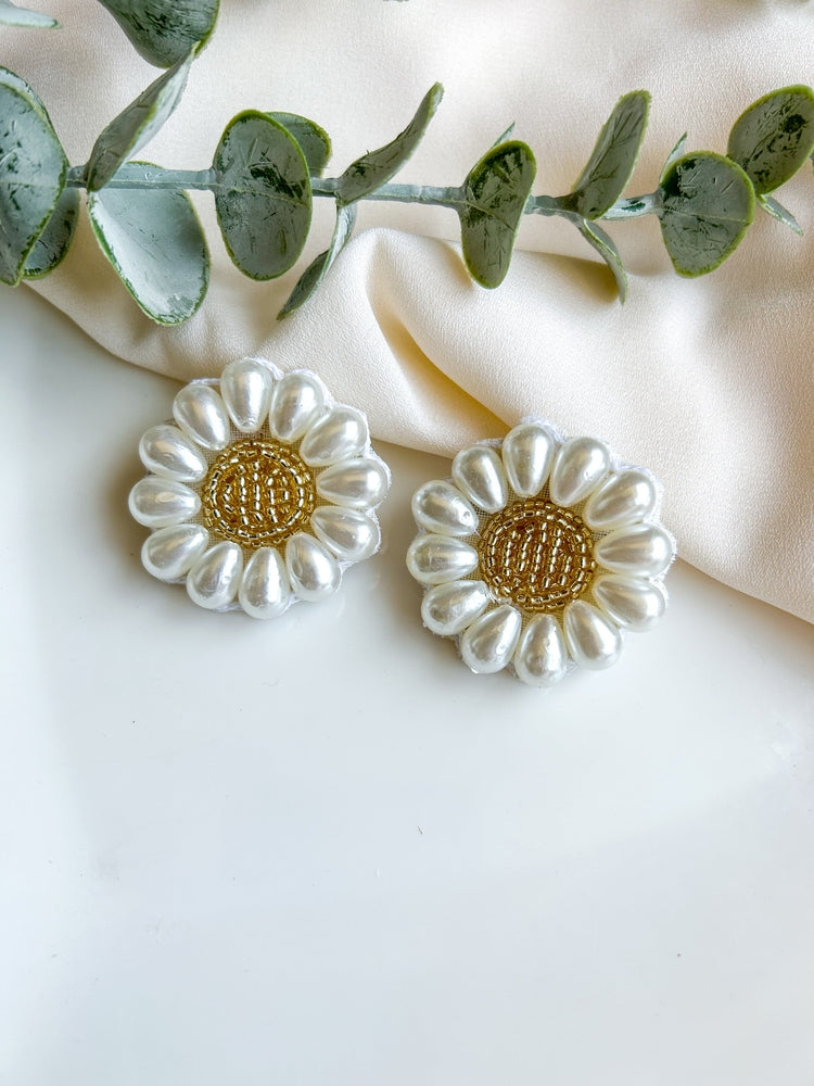 Elora Daisy Stud Handmade Beaded Flower Earrings