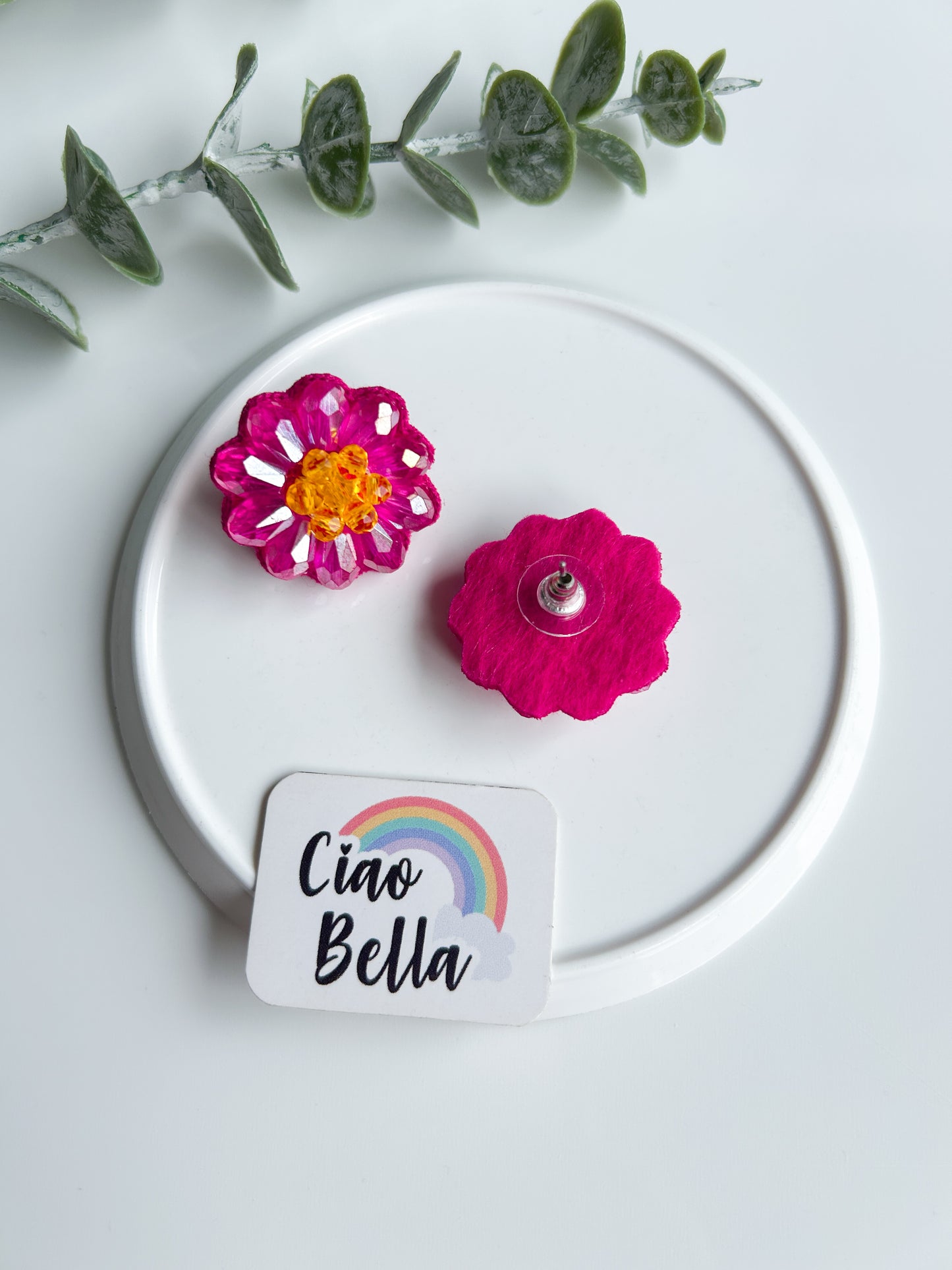 Sparkling Hot Pink Daisy Handmade Beaded Necklace + Earrings Set