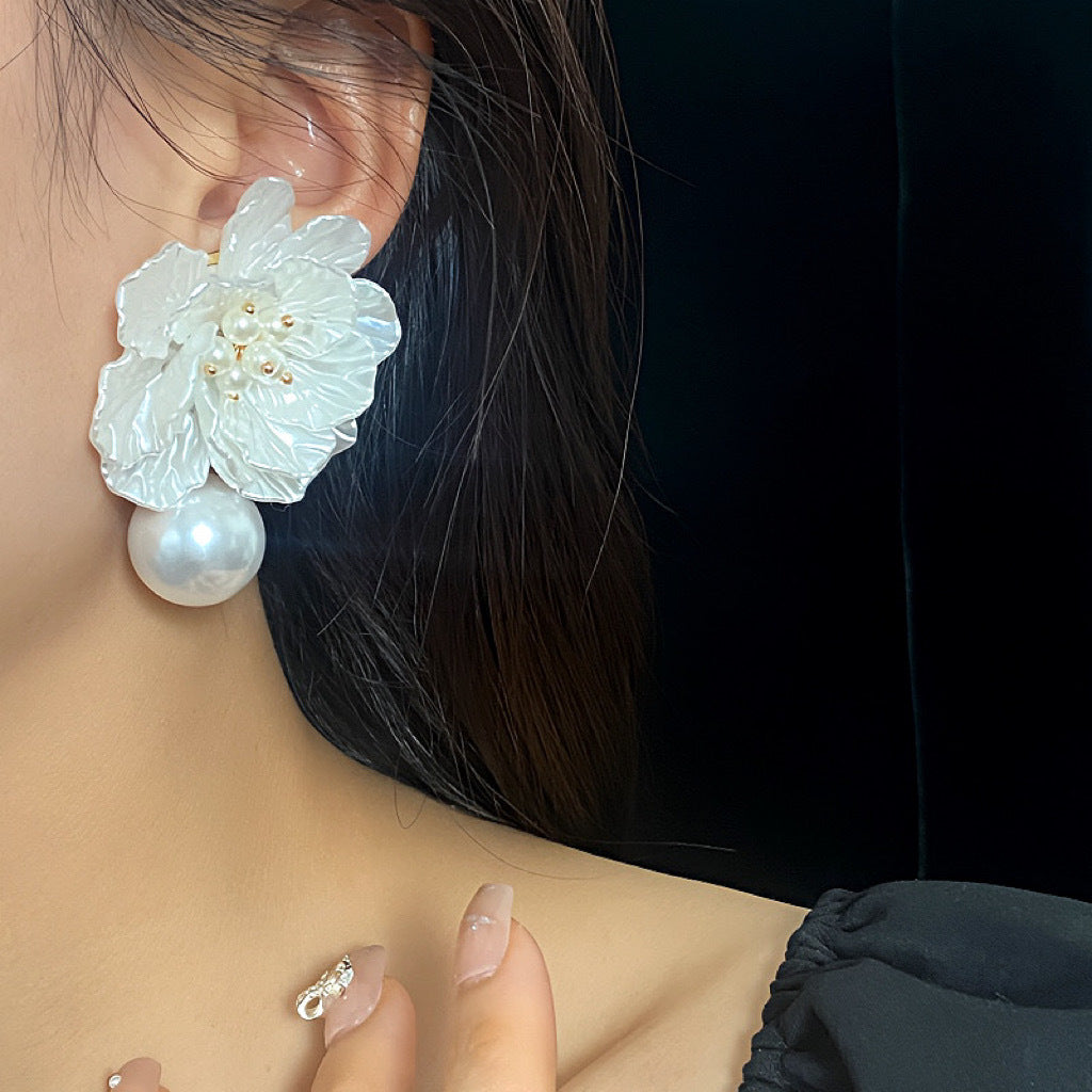 Sweet Pearl Flower Beaded Pearl Drop Earrings