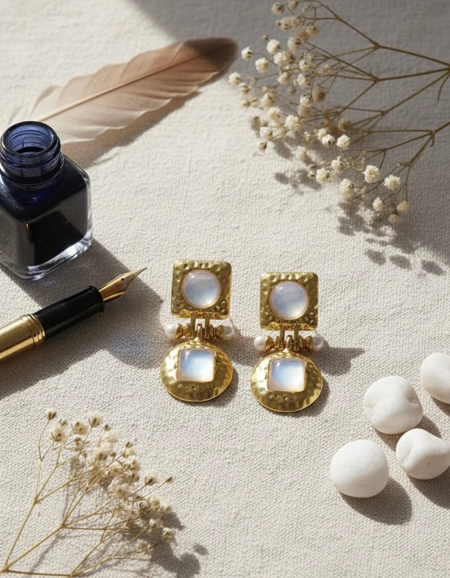 Retro Alloy Resin White 18k Gold Plated Drop Earrings