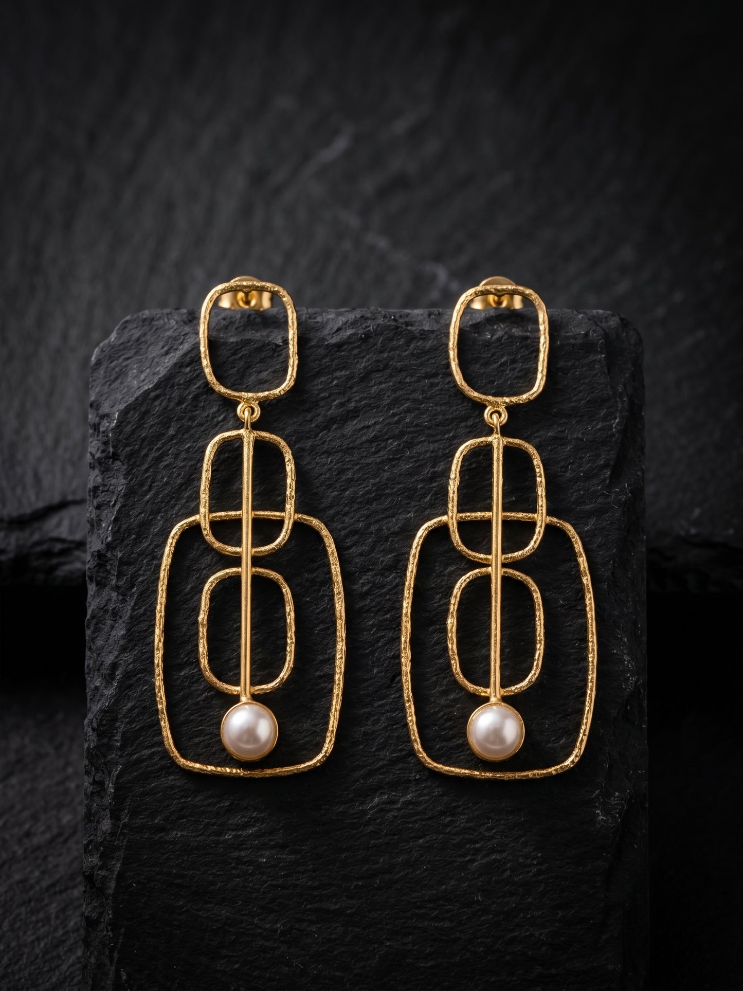 Halo Frame Pearl Handmade Brass Earrings