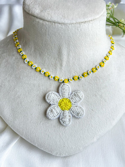 Daisy Love Handmade Beaded Set