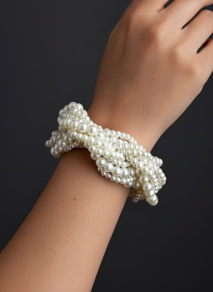 Noor Pearl Twisted Handmade Bracelet
