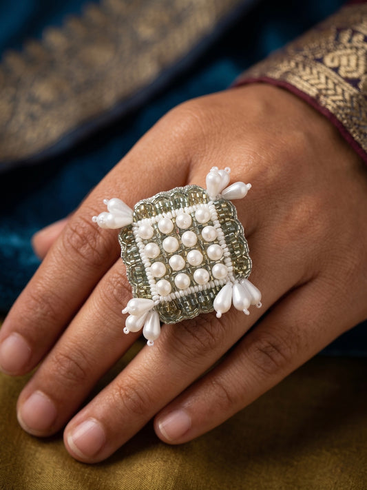 Riwaayat Pearl Drop Handmade Beaded Ring