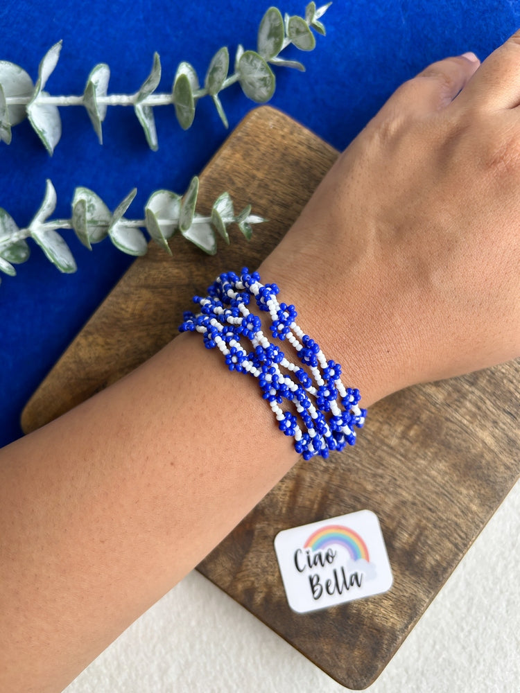 Spring Bloom Blue Daisy Handmade Beaded Bracelet