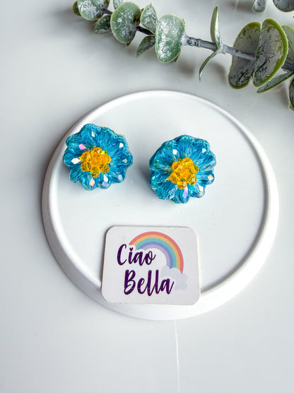 Sparkling Aqua Blue Daisy Handmade Beaded Necklace + Earrings Set