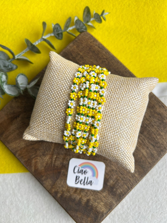 Spring Bloom Yellow White Daisy Handmade Beaded Bracelet