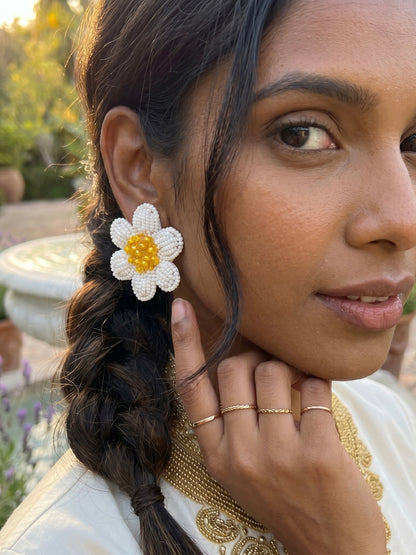 White Daisy Stud Handmade Beaded Flower Earrings