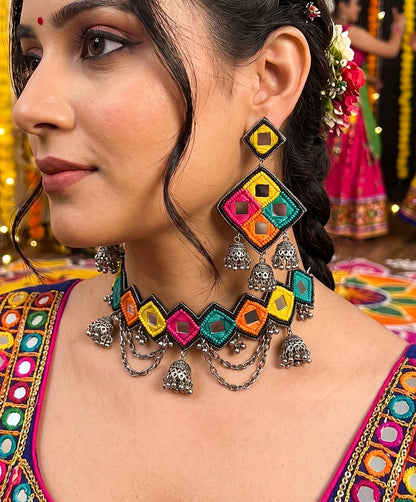 Ranjhana Handmade Beaded Necklace & Earrings Set