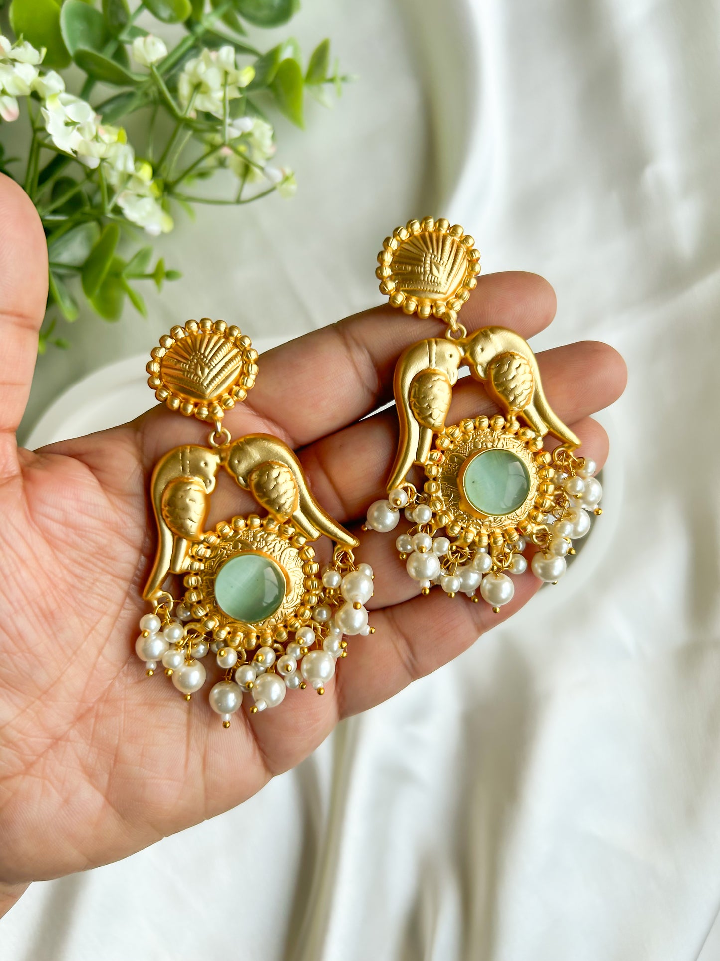 Vivian Pearl Earrings