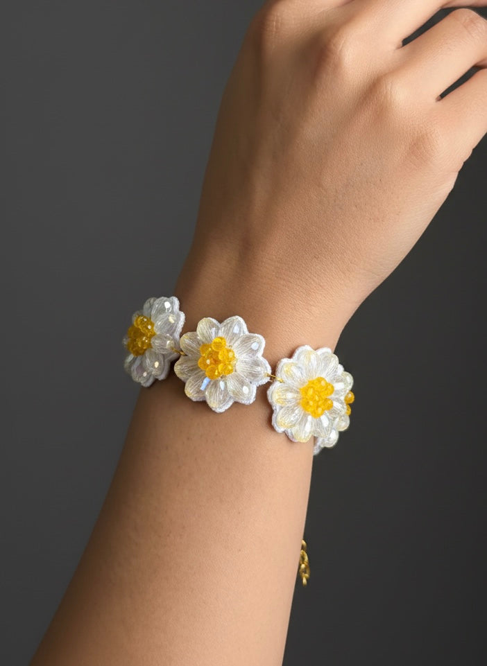 Daisy Dream Handmade Beaded Bracelet