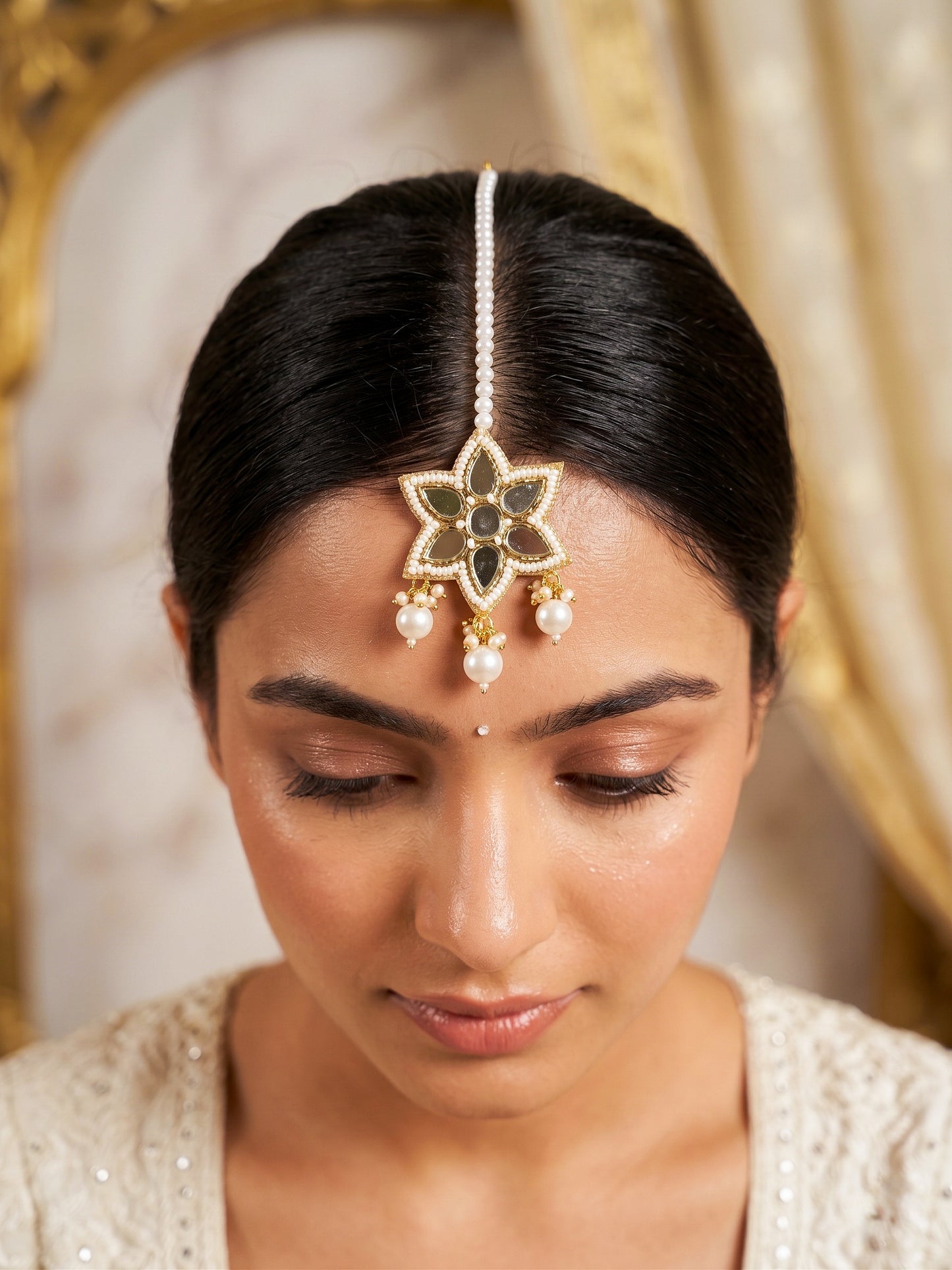 Noor Mirror Handmade Beaded Maangtika
