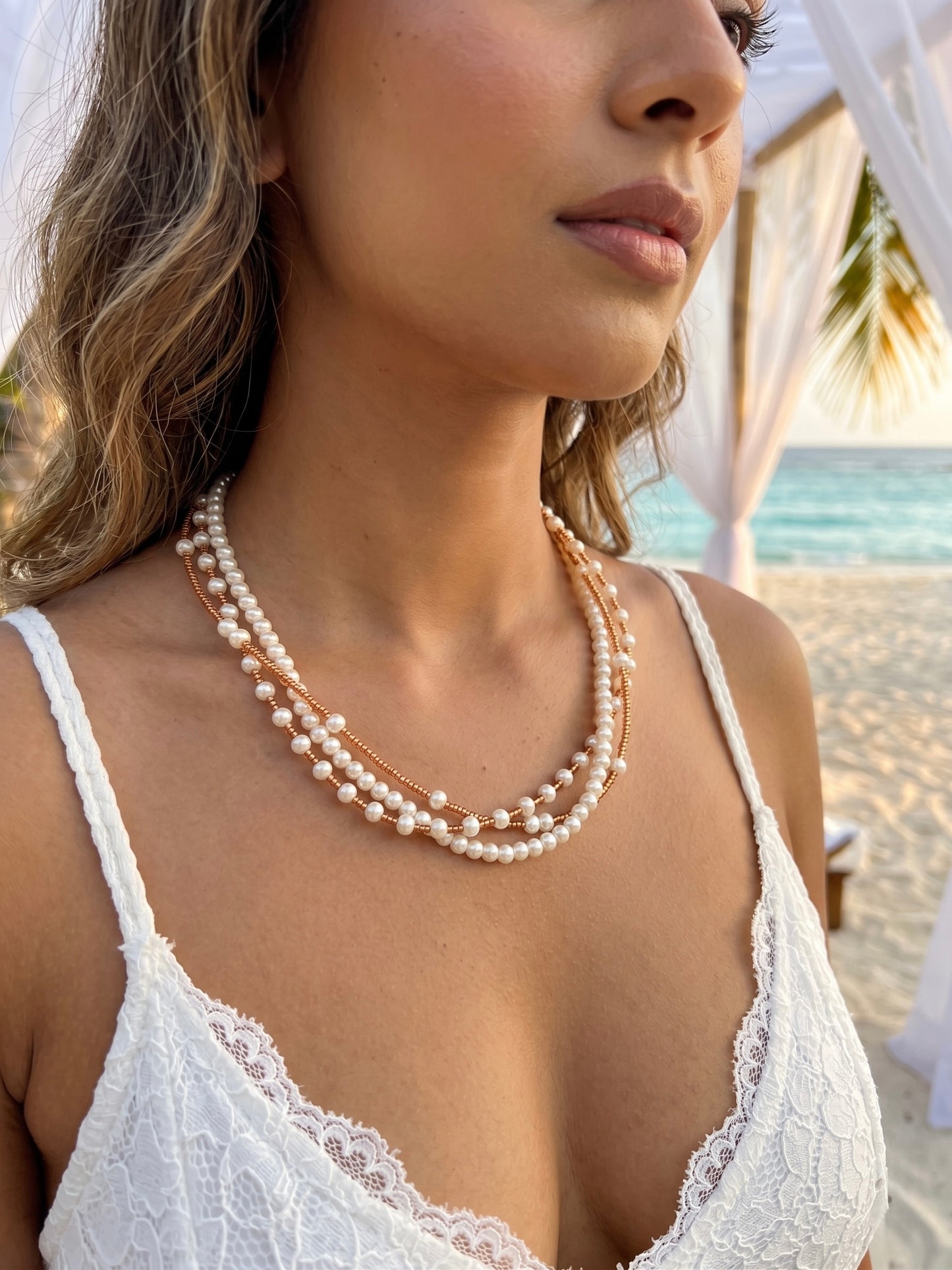 Eva Sleek Pearl Handmade Necklace