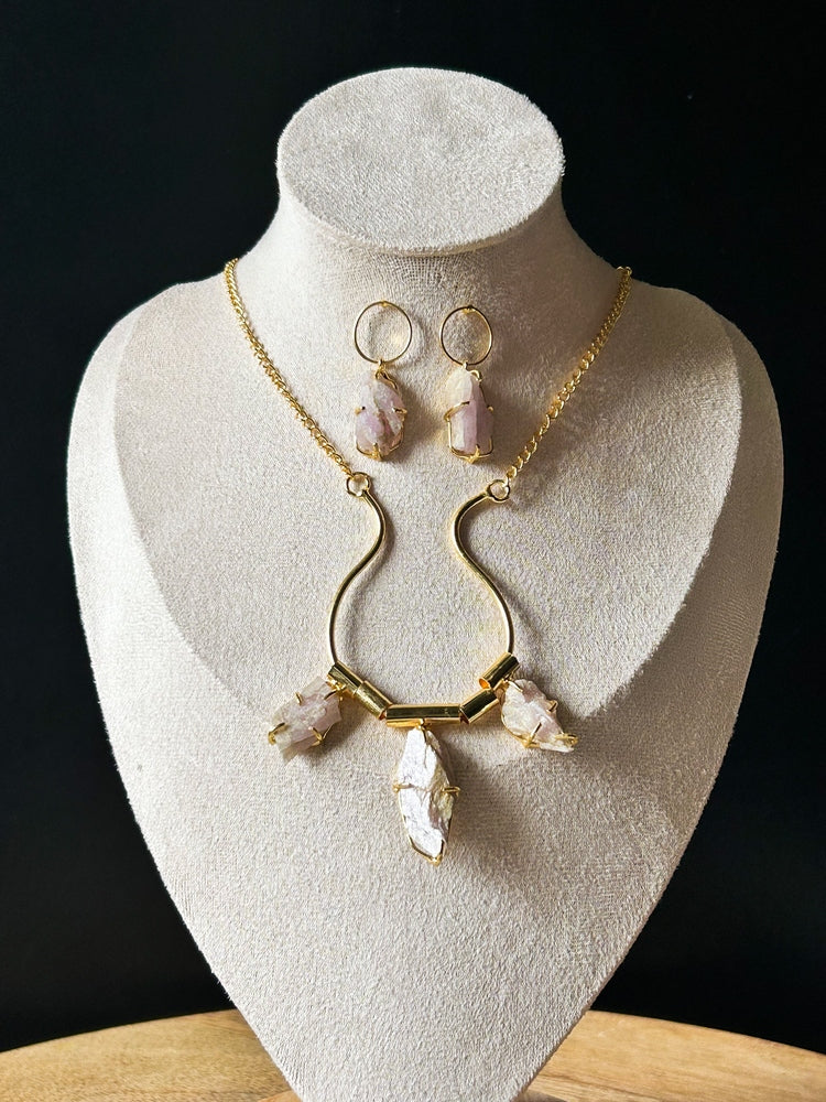 Sandstone Brass Necklace Set