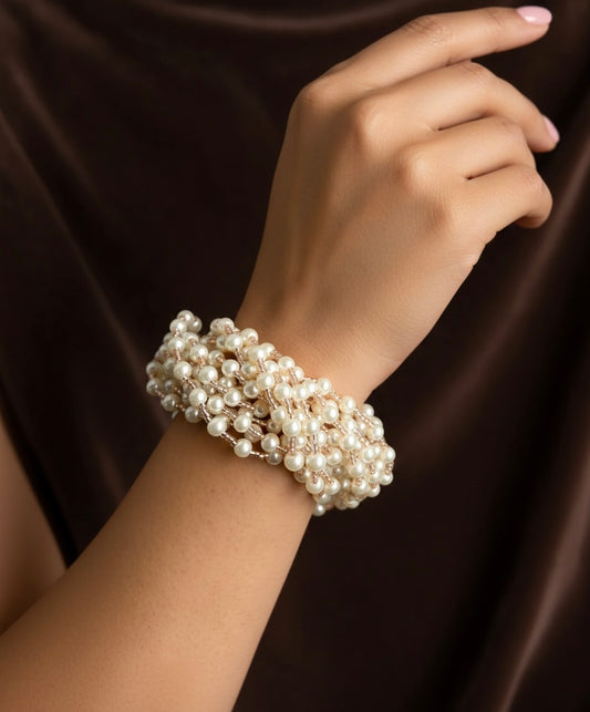 Rosalie Pearl Handmade Bracelet