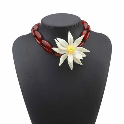 Sweet Flower Resin Red Handmade Beaded Necklace