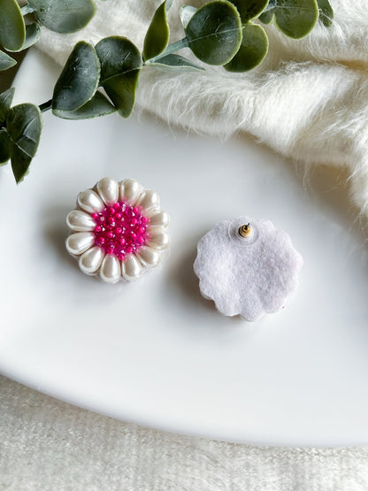 Love Pink Daisy Stud Handmade Beaded Flower Earrings