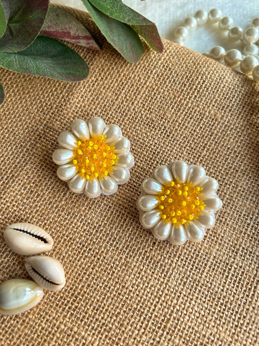 Daisy Stud Handmade Beaded Flower Earrings