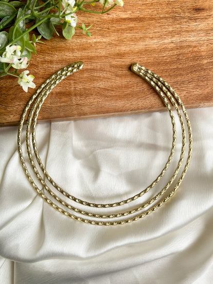 Trinity Brass Hasli Necklace