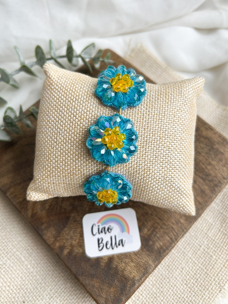 Daisy Dream Blue Handmade Beaded Bracelet