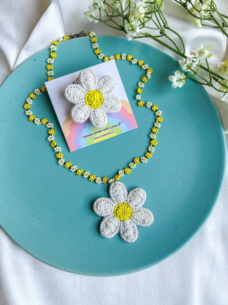 Daisy Love Handmade Beaded Set