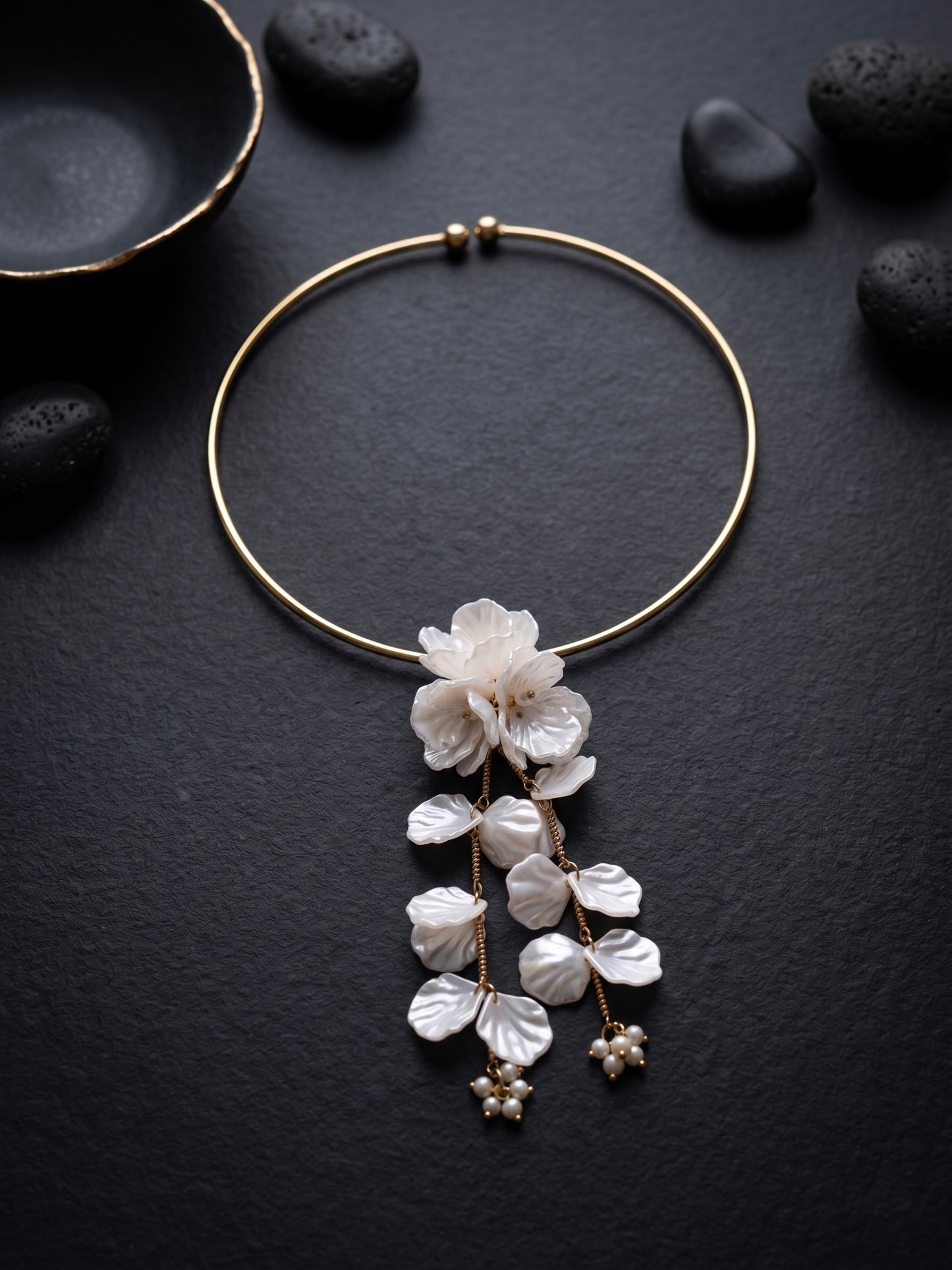 Aurelia Flower Pearl White Handmade Necklace