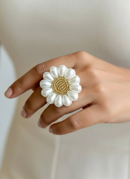 Elora Daisy Handmade Beaded Flower Ring