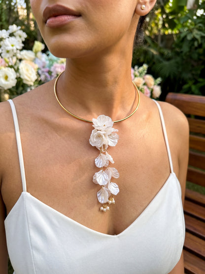 Aurelia Flower Pearl White Handmade Necklace