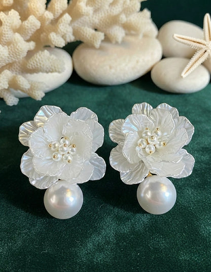 Sweet Pearl Flower Beaded Pearl Drop Earrings
