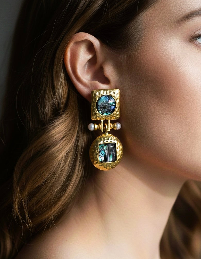 Retro Alloy Resin Grey 18k Gold Plated Drop Earrings