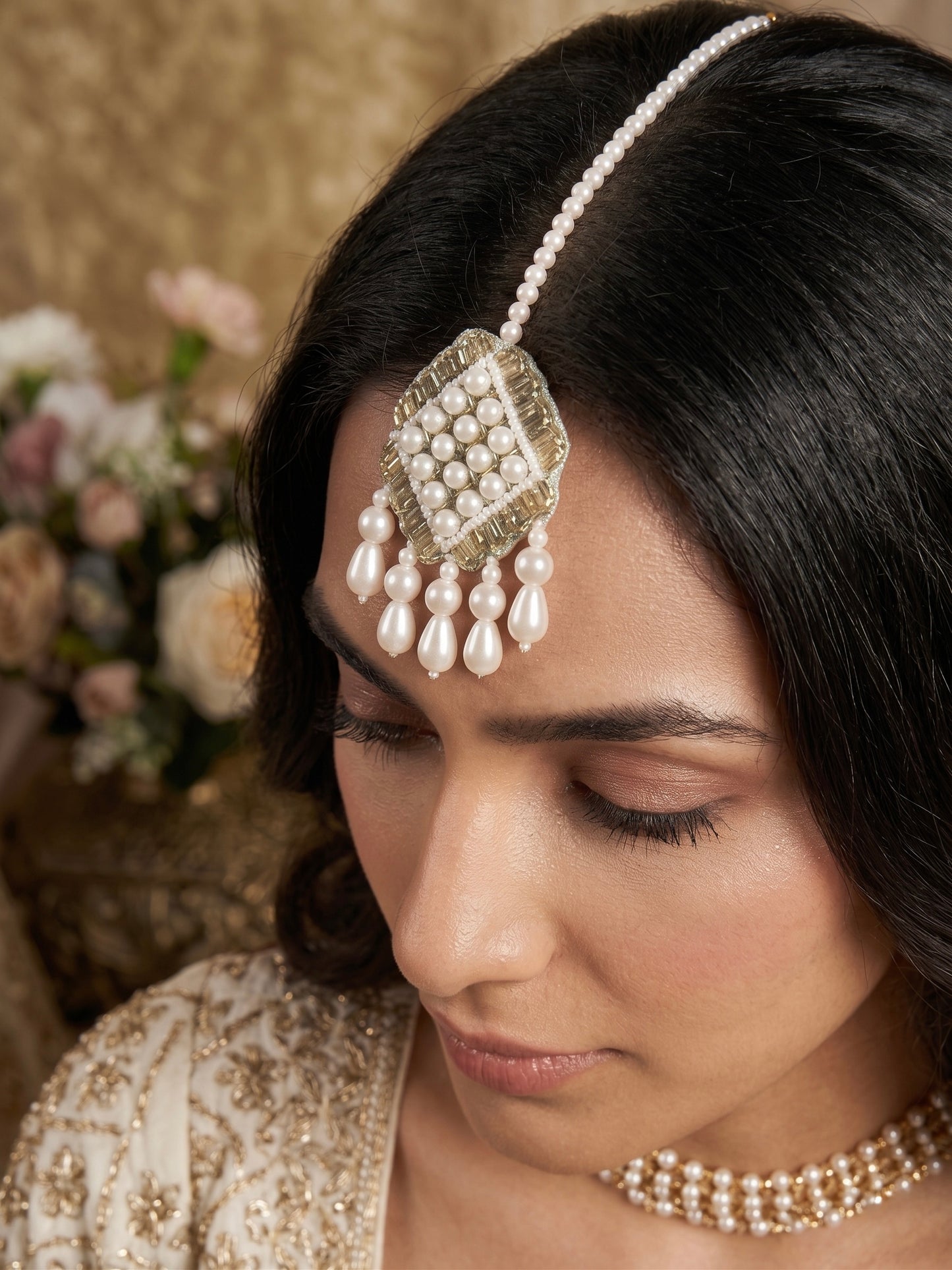 Riwaayat Pearl Drop Handmade Beaded Maangtika