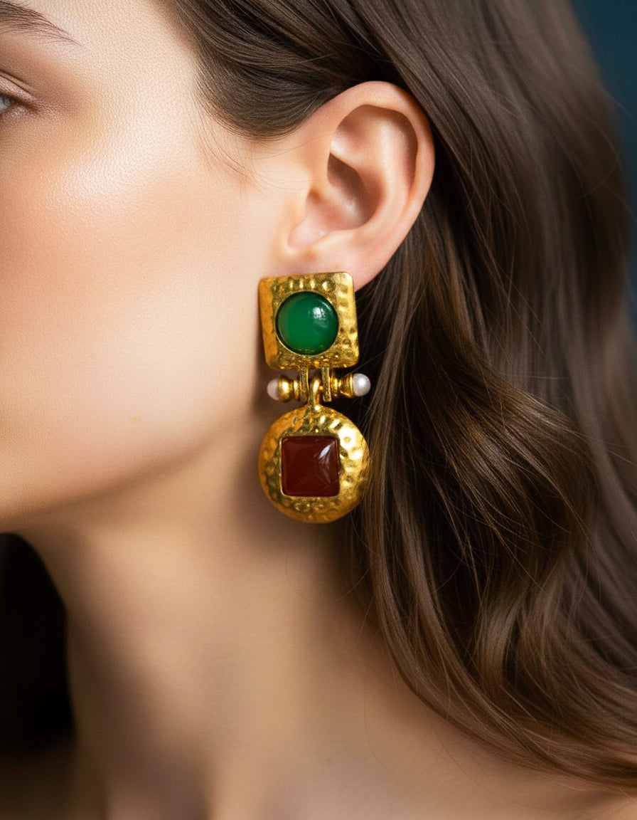 Retro Alloy Resin Green Red 18k Gold Plated Drop Earrings