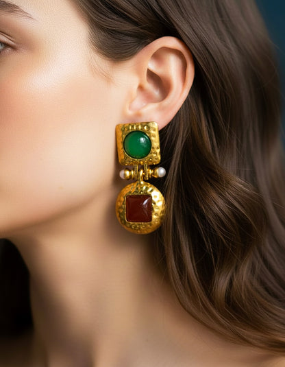 Retro Alloy Resin Green Red 18k Gold Plated Drop Earrings