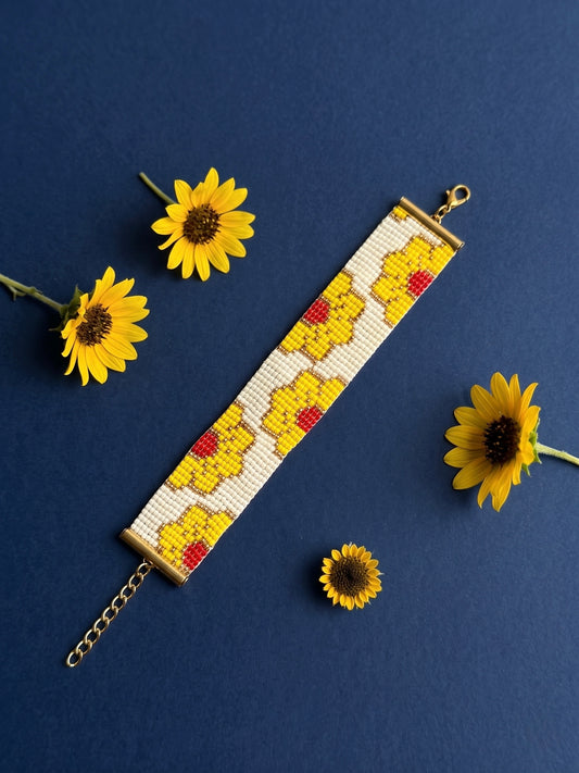 Sunlit Blossom Handmade Beaded Floral Bracelet
