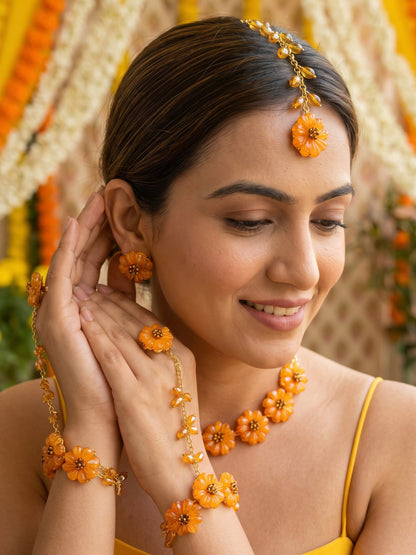 Sparkling Sunflower Handmade Beaded Haldi Jewellery Set (Necklace + Earrings + Hathphools + Maangtika)