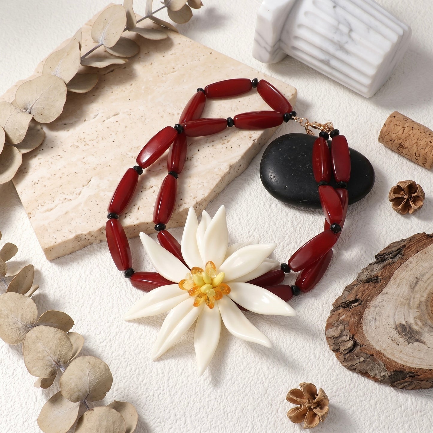 Sweet Flower Resin Red Handmade Beaded Necklace