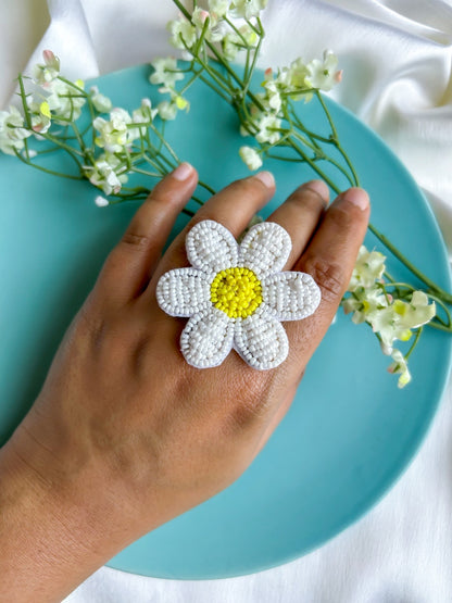 Daisy Love Handmade Beaded Ring