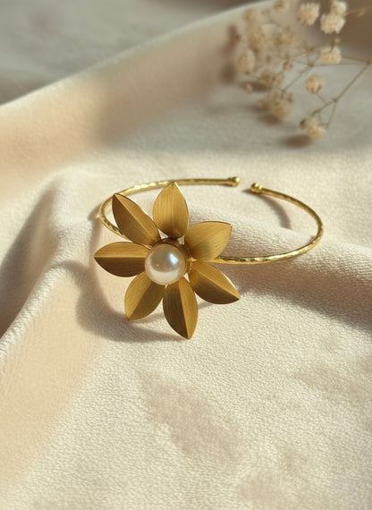Sweet Daisy Handmade Brass Cuff Bracelet