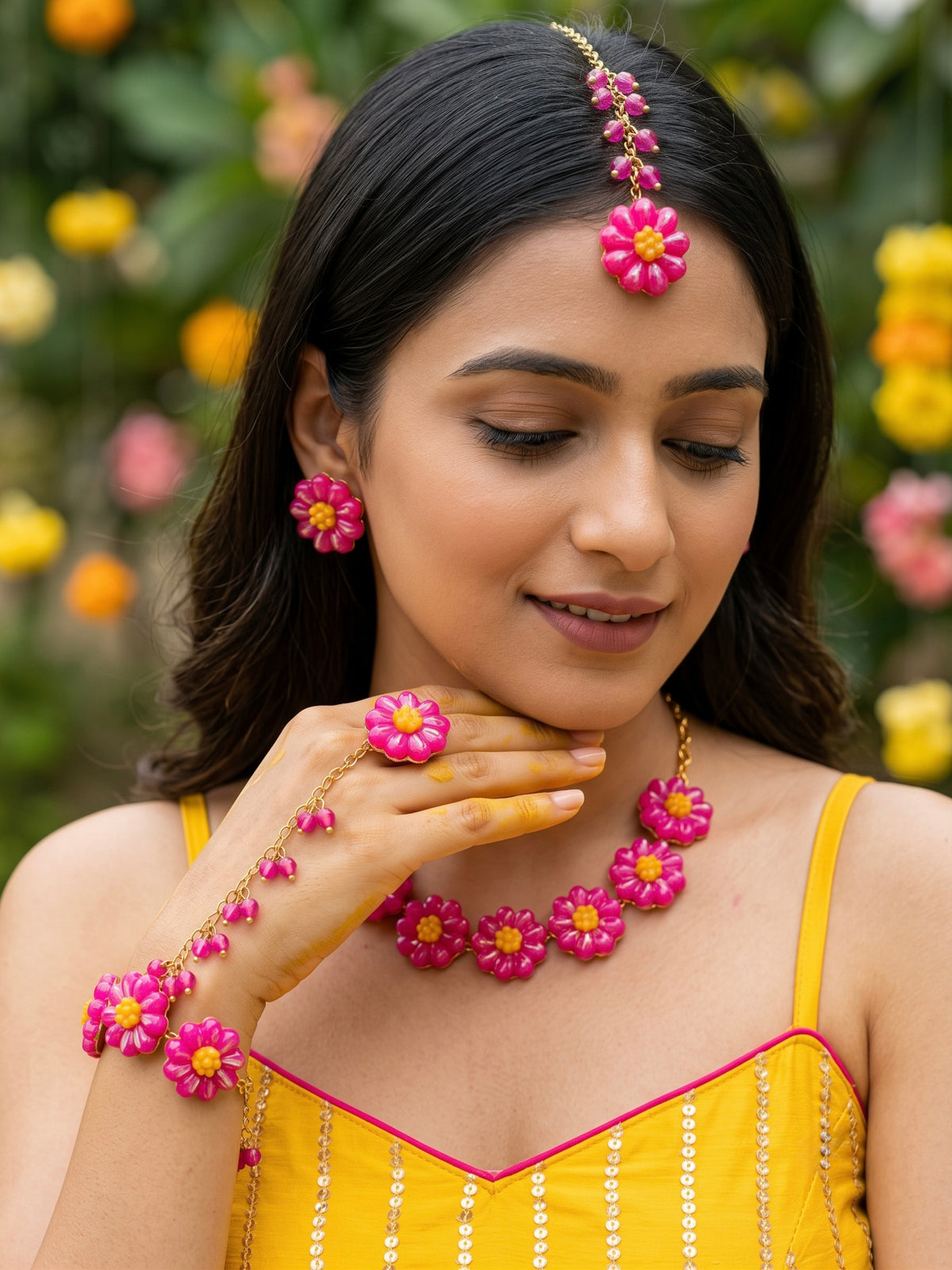Sparkling Hot Pink Daisy Flower Handmade Beaded Haldi Jewellery Set (Necklace + Earrings + Hathphools + Maangtika)