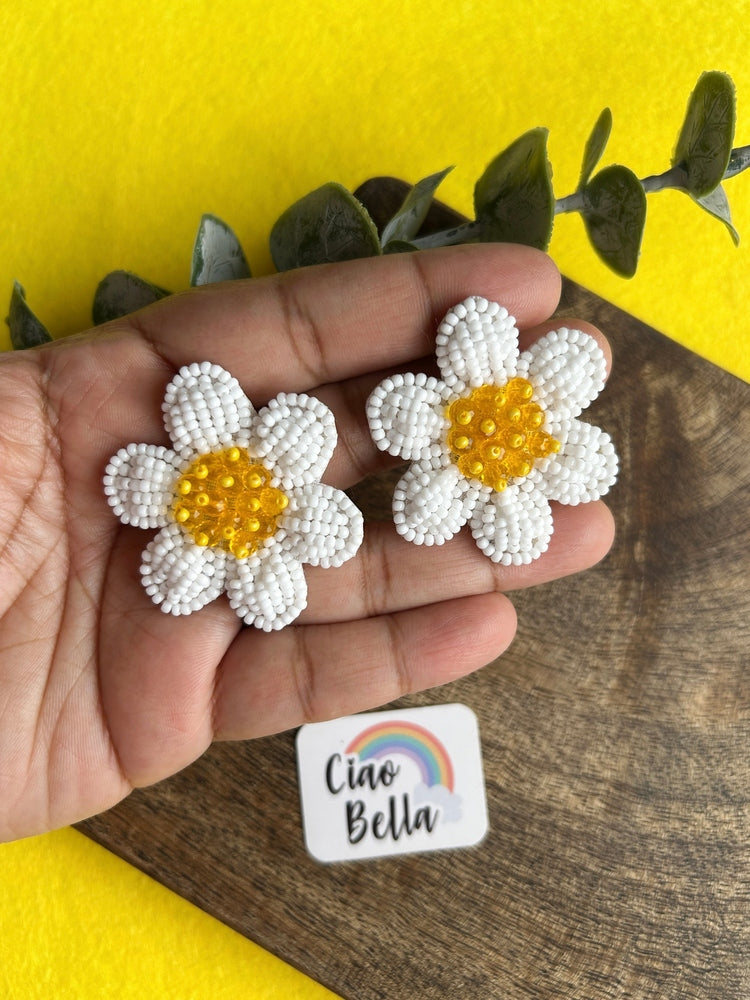 White Daisy Stud Handmade Beaded Flower Earrings
