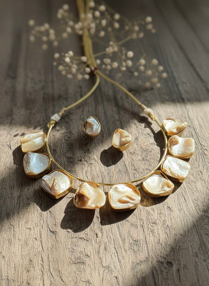 Baroque Pearl Handmade Brass Hasli Necklace Set