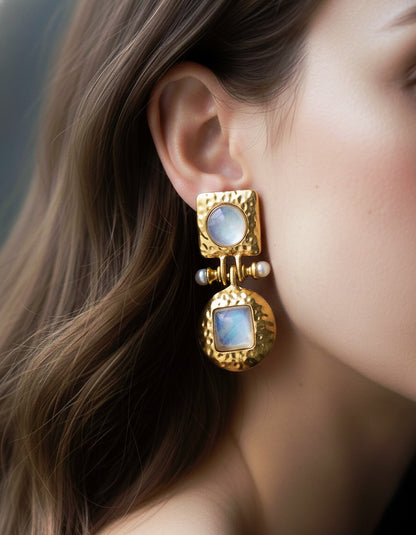 Retro Alloy Resin White 18k Gold Plated Drop Earrings